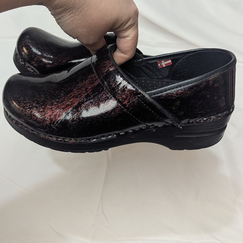 Sanita Professional Clogs 38 Black Bronze Patent Leather Slip On